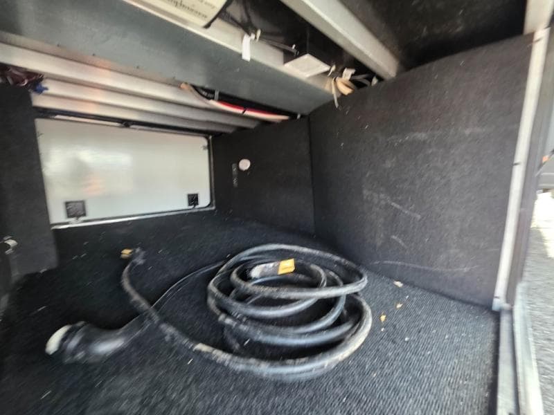 2018 Keystone 2018 Keystone Montana High Country - thumbnail 17