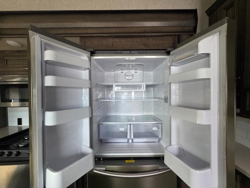 2018 Keystone 2018 Keystone Montana High Country - thumbnail 40