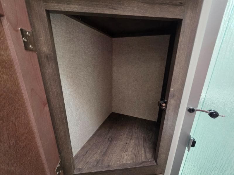 2018 Keystone 2018 Keystone Montana High Country - thumbnail 52