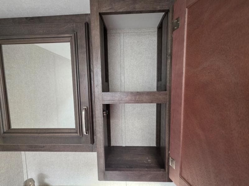 2018 Keystone 2018 Keystone Montana High Country - thumbnail 55