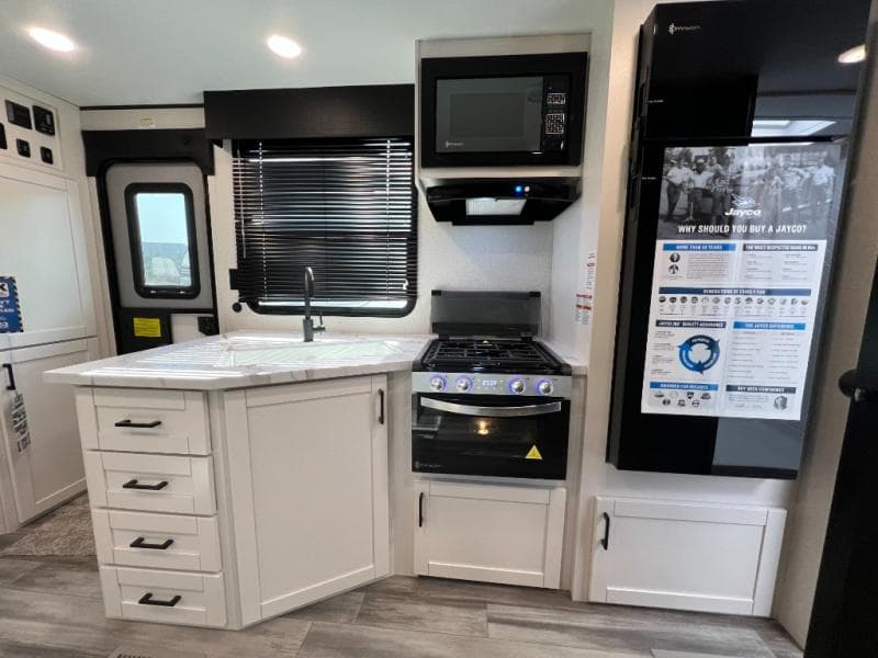 2026 Jayco 2026 Jayco Jay Flight SLX - thumbnail 14