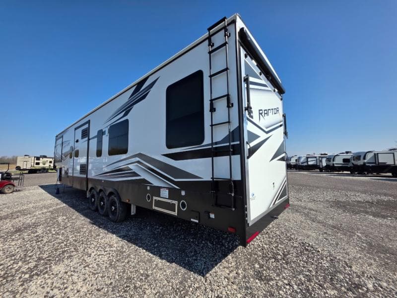 2021 Keystone 2021 Keystone Raptor - thumbnail 8