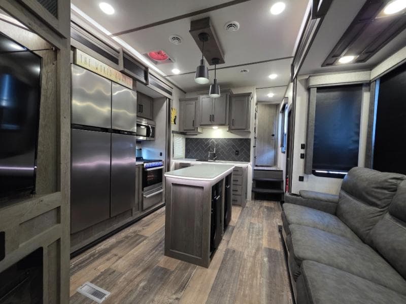 2021 Keystone 2021 Keystone Raptor - thumbnail 21