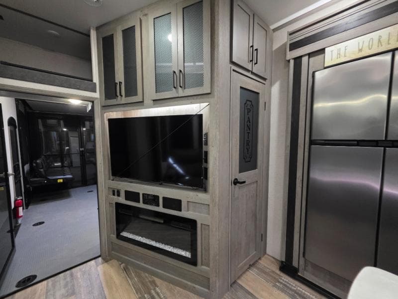 2021 Keystone 2021 Keystone Raptor - thumbnail 25