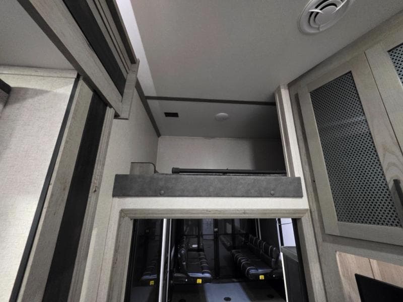 2021 Keystone 2021 Keystone Raptor - thumbnail 26