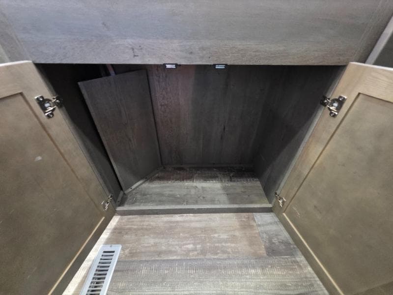 2021 Keystone 2021 Keystone Raptor - thumbnail 32