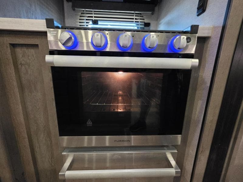 2021 Keystone 2021 Keystone Raptor - thumbnail 36