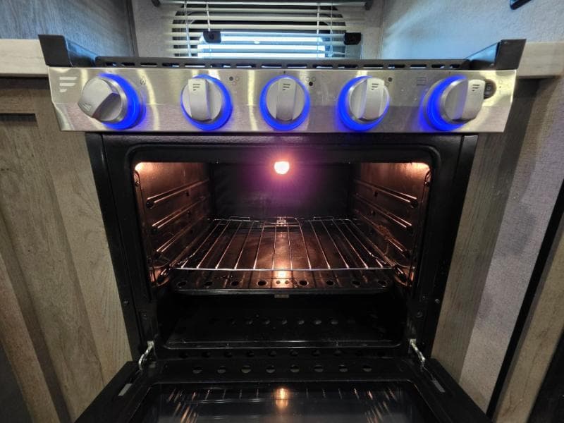 2021 Keystone 2021 Keystone Raptor - thumbnail 37