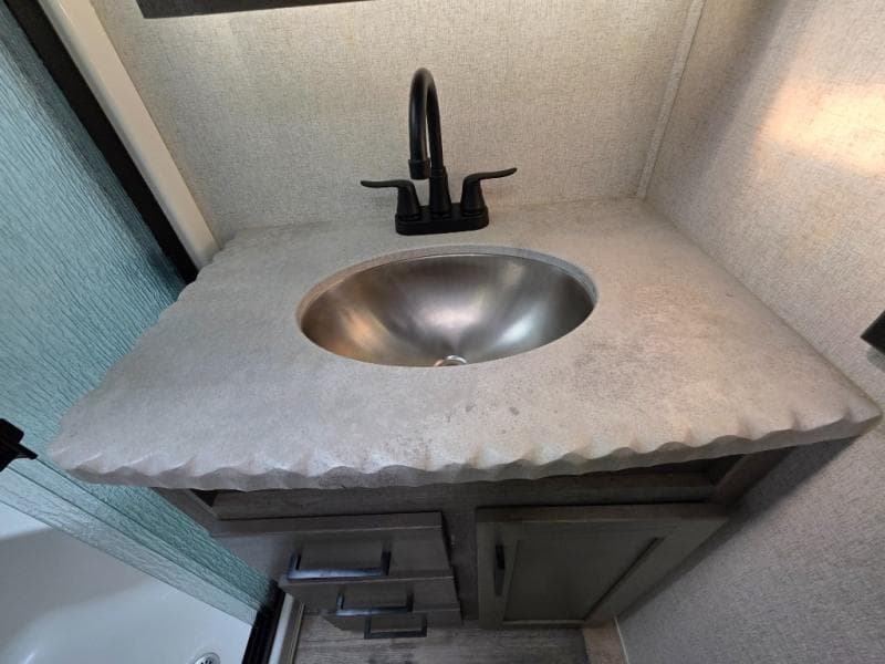 2021 Keystone 2021 Keystone Raptor - thumbnail 44