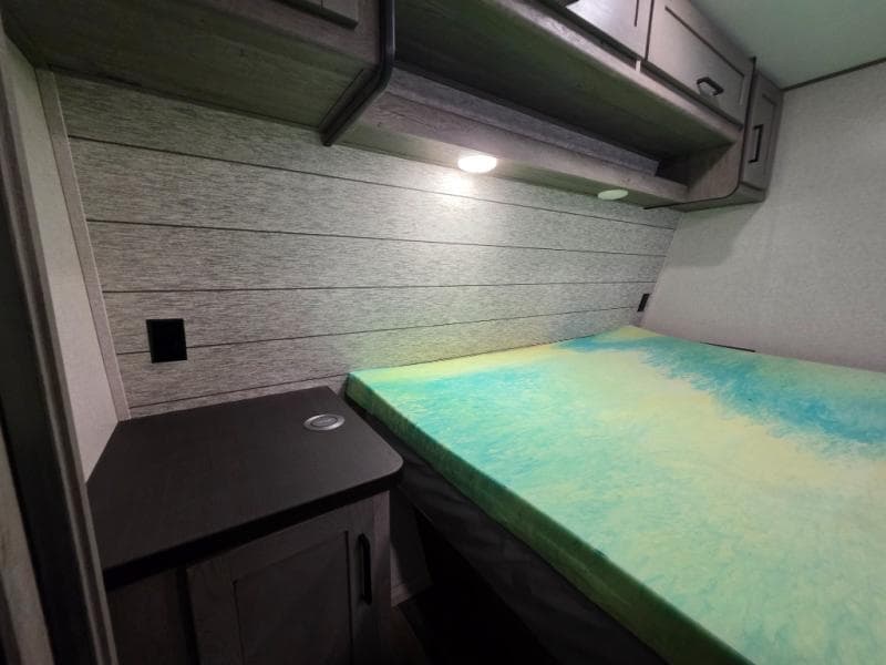 2021 Keystone 2021 Keystone Raptor - thumbnail 51