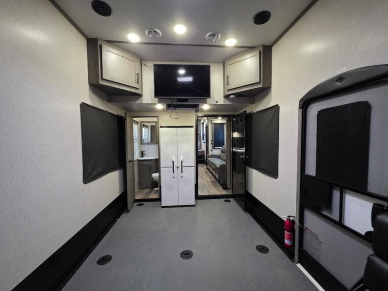 2021 Keystone 2021 Keystone Raptor - thumbnail 60