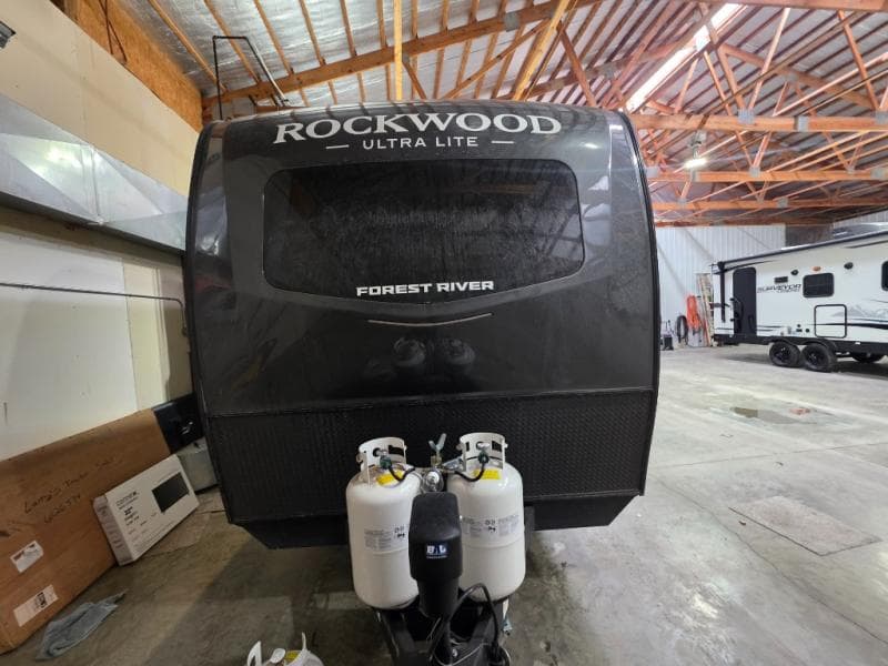 2026 Forest River 2026 Forest River Rockwood Ultra Lite - thumbnail 4