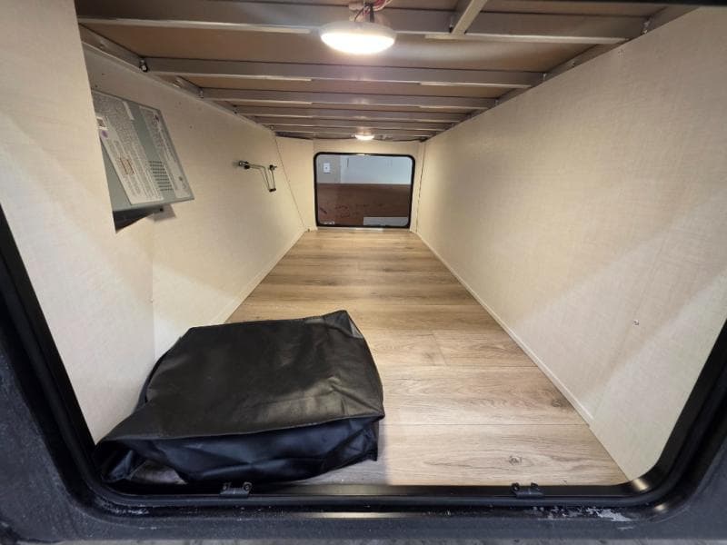 2026 Forest River 2026 Forest River Rockwood Ultra Lite - thumbnail 6