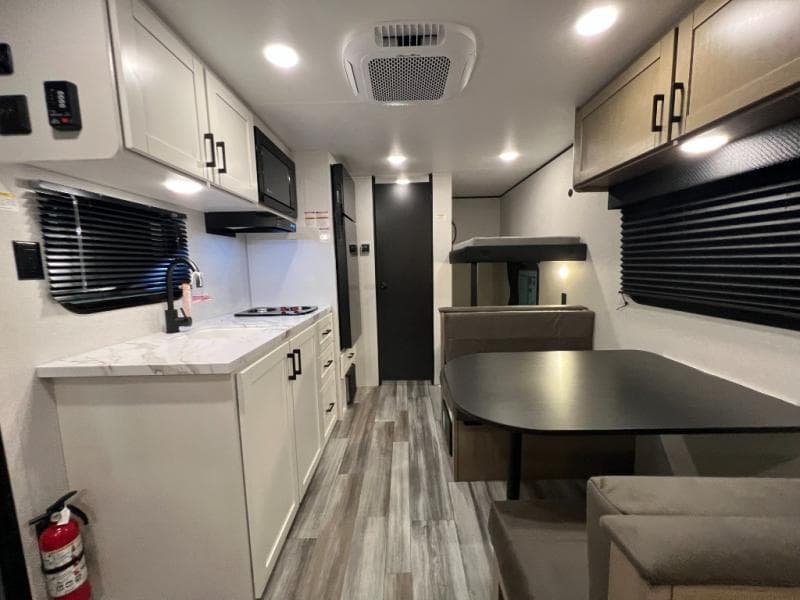 2026 Jayco 2026 Jayco Jay Flight SLX - thumbnail 14