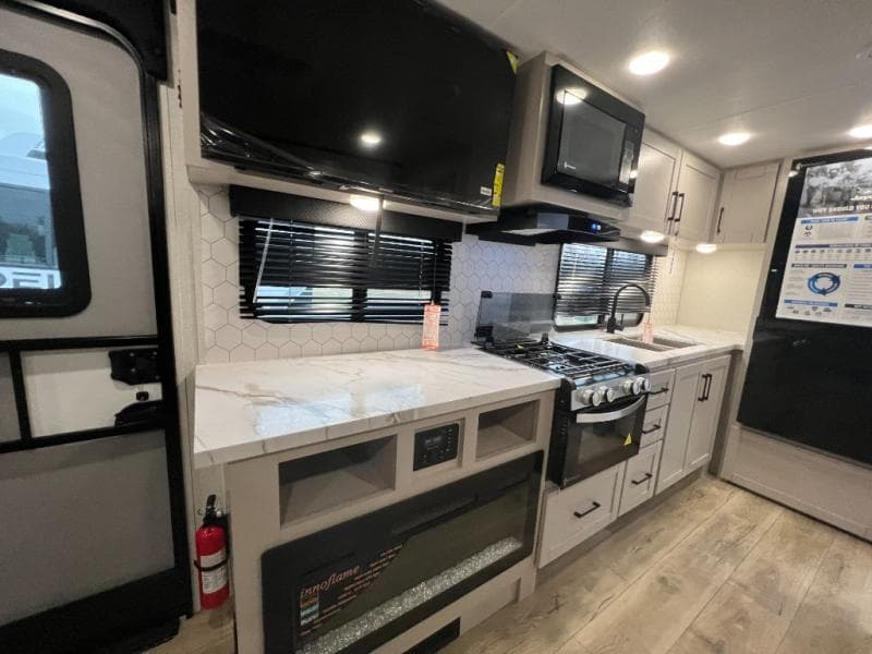 2026 Jayco 2026 Jayco Jay Feather - thumbnail 19