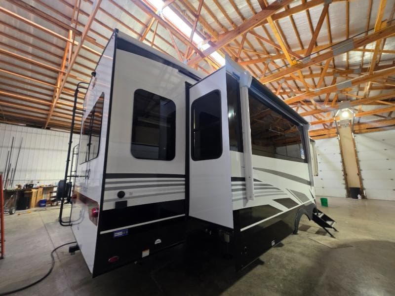 2026 Jayco 2026 Jayco North Point - thumbnail 6