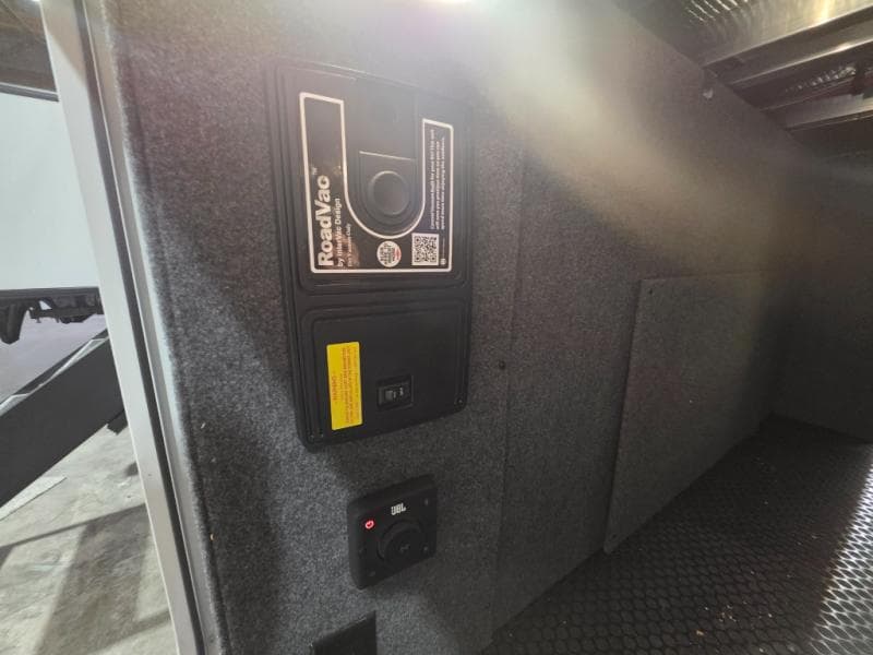 2026 Jayco 2026 Jayco North Point - thumbnail 13