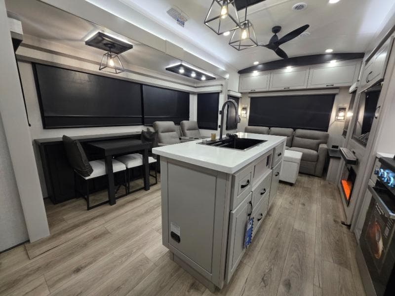 2026 Jayco 2026 Jayco North Point - thumbnail 16