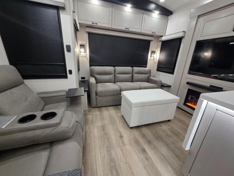 2026 Jayco 2026 Jayco North Point - thumbnail 19