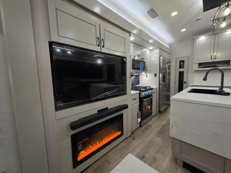 2026 Jayco 2026 Jayco North Point - thumbnail 22