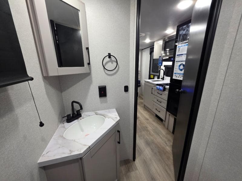 2026 Jayco 2026 Jayco Jay Feather Air - thumbnail 31