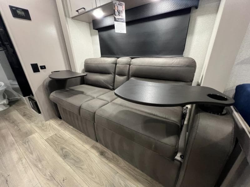 2026 Jayco 2026 Jayco Jay Feather Air - thumbnail 12