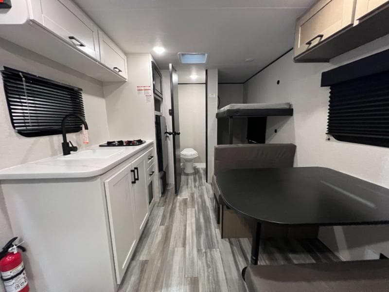 2026 Jayco 2026 Jayco Jay Flight SLX - thumbnail 11