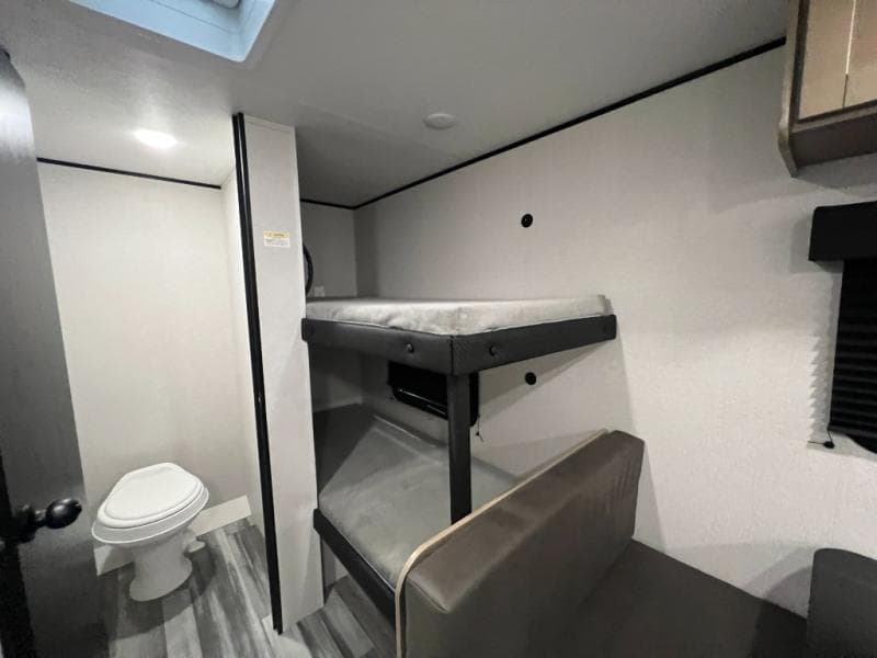 2026 Jayco 2026 Jayco Jay Flight SLX - thumbnail 13