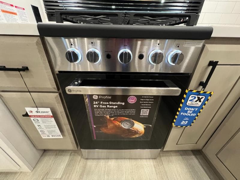 2026 Jayco 2026 Jayco Pinnacle - thumbnail 42