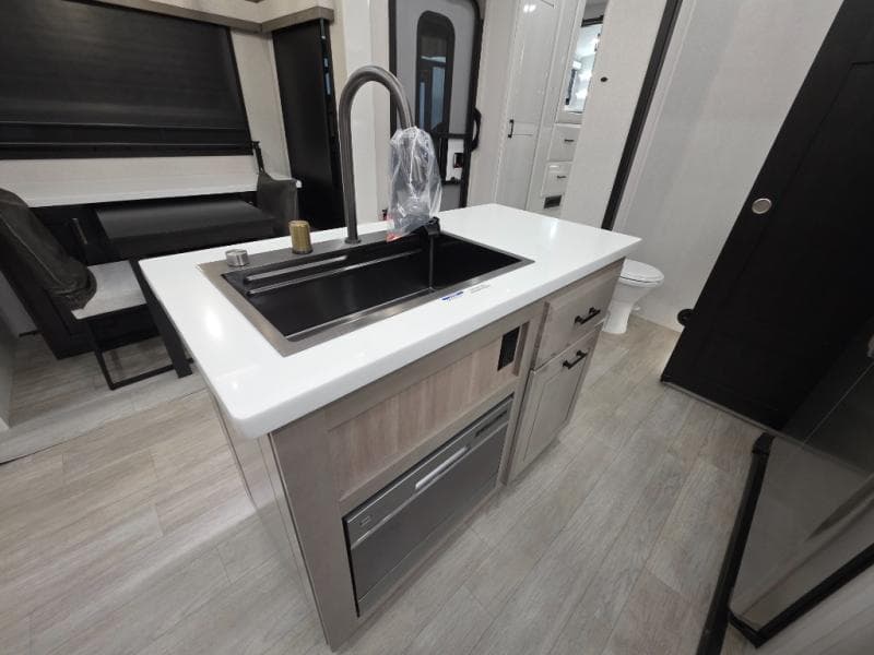 2026 Jayco 2026 Jayco Pinnacle - thumbnail 31