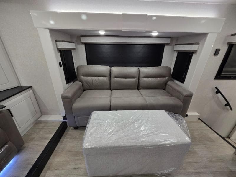 2026 Jayco 2026 Jayco Pinnacle - thumbnail 39