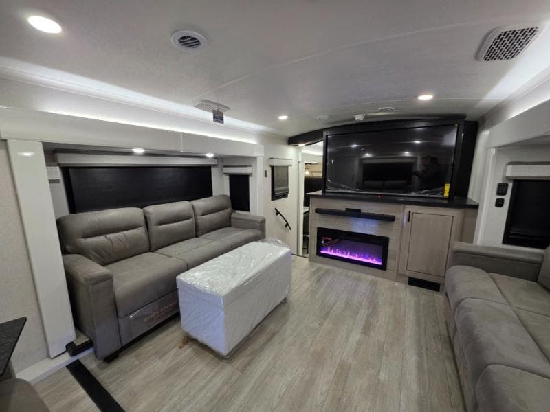 2026 Jayco 2026 Jayco Pinnacle - thumbnail 40