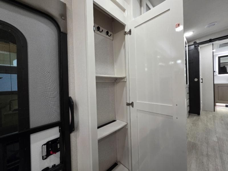 2026 Jayco 2026 Jayco Pinnacle - thumbnail 48