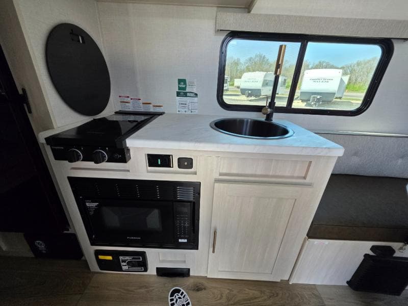 2026 Forest River 2026 Forest River R-Pod - thumbnail 17