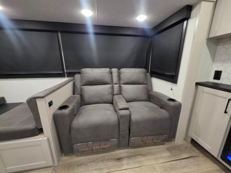 2026 Jayco 2026 Jayco Jay Feather - thumbnail 19