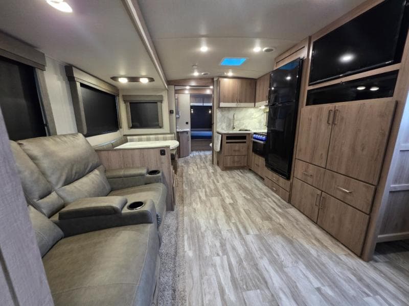 2022 Grand Design 2022 Grand Design Imagine - thumbnail 12