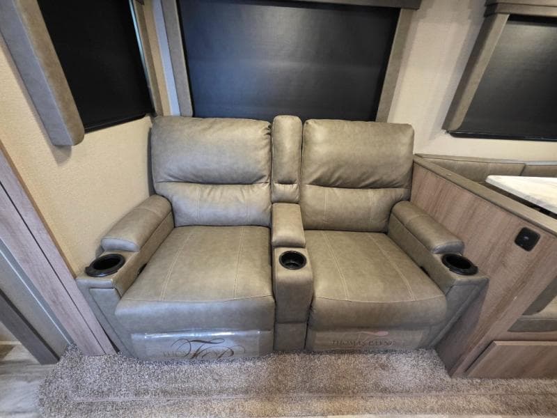 2022 Grand Design 2022 Grand Design Imagine - thumbnail 19