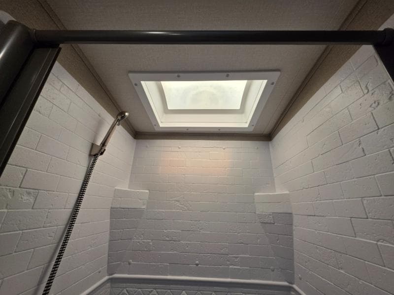 2022 Grand Design 2022 Grand Design Imagine - thumbnail 38