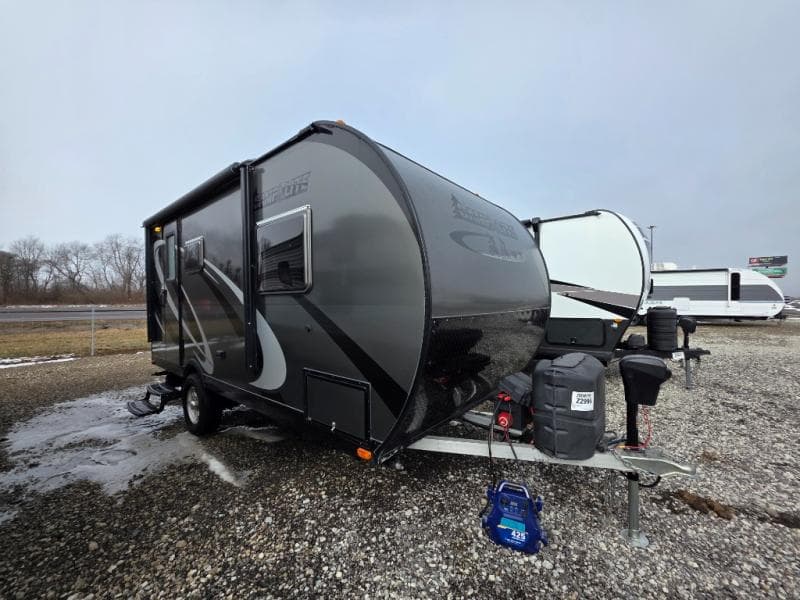 2017 Livin Lite CampLite 16TBS