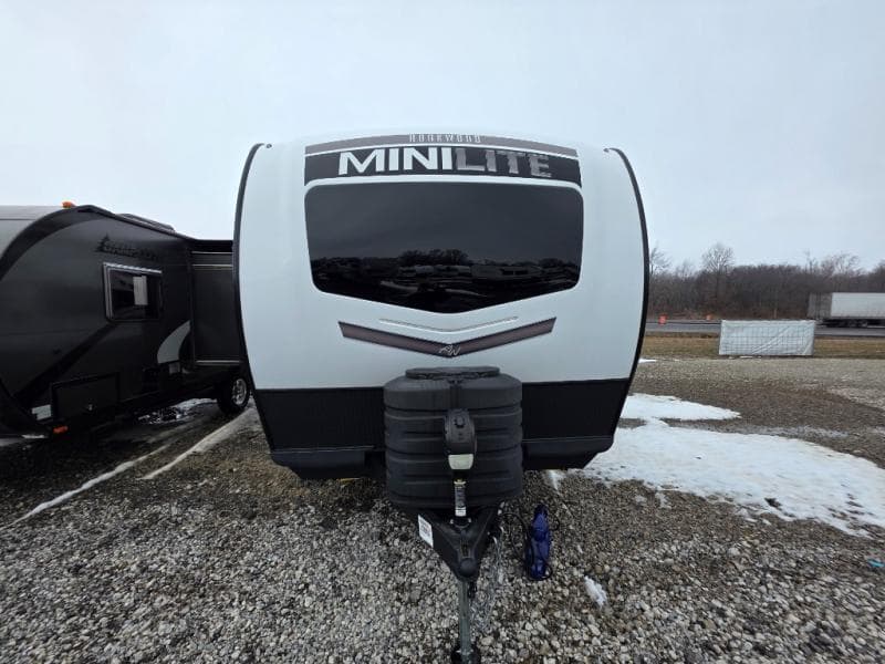 2024 Forest River 2024 Forest River Rockwood Mini Lite - thumbnail 4
