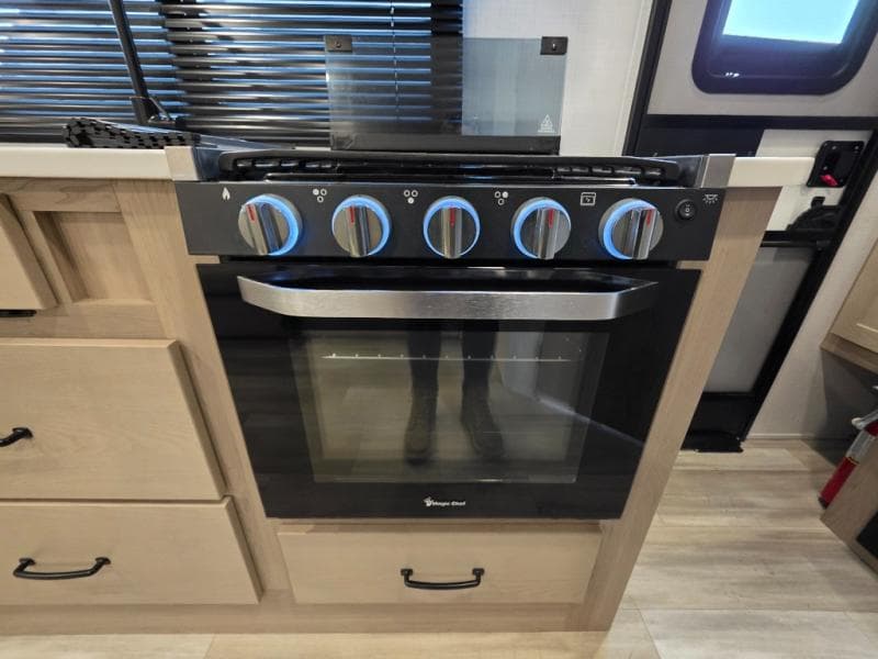 2024 Forest River 2024 Forest River Rockwood Mini Lite - thumbnail 18