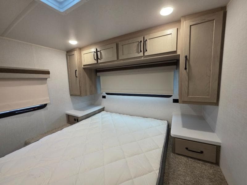 2024 Forest River 2024 Forest River Rockwood Mini Lite - thumbnail 33