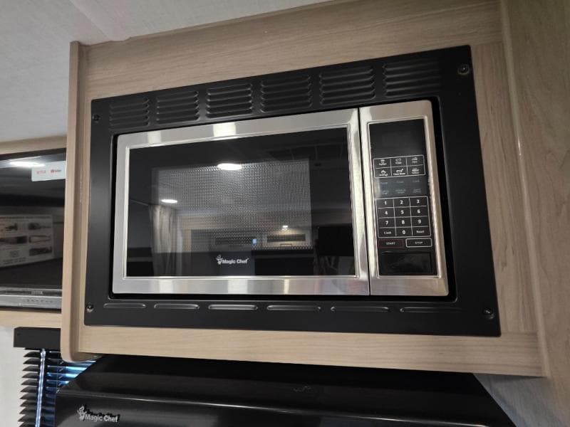 2026 Forest River 2026 Forest River Rockwood Mini Lite - thumbnail 28