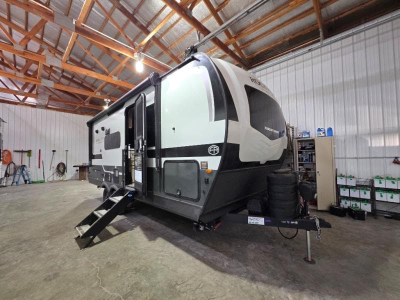 2026 Forest River 2026 Forest River Rockwood Mini Lite - thumbnail 3