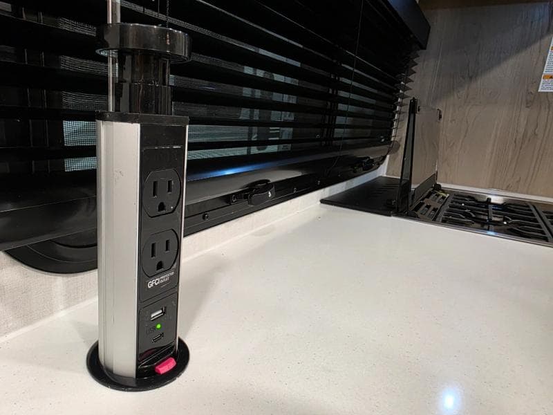 2026 Forest River 2026 Forest River Rockwood Mini Lite - thumbnail 12