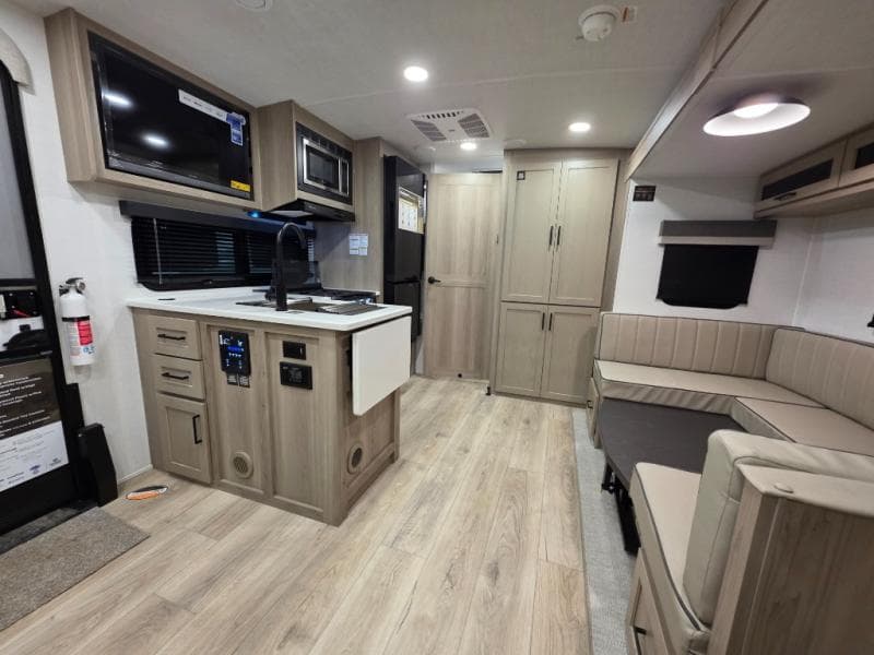 2026 Forest River 2026 Forest River Rockwood Mini Lite - thumbnail 14