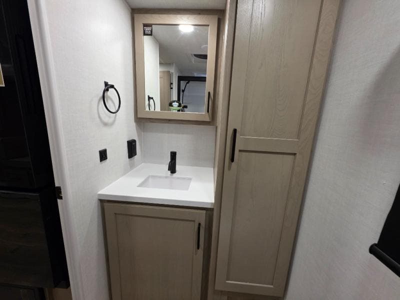 2026 Forest River 2026 Forest River Rockwood Mini Lite - thumbnail 38