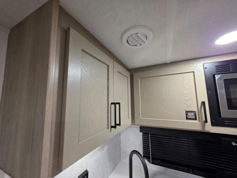 2026 Forest River 2026 Forest River Rockwood Ultra Lite - thumbnail 20