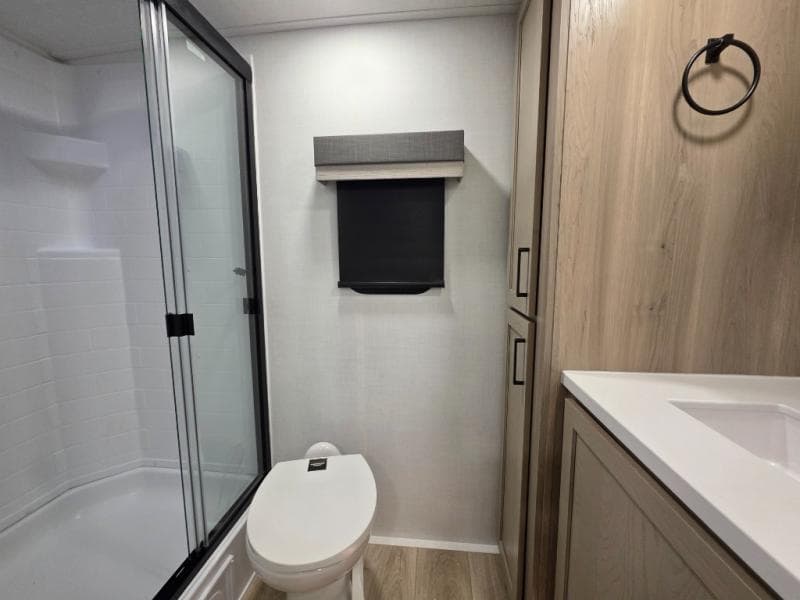 2026 Forest River 2026 Forest River Rockwood Ultra Lite - thumbnail 34