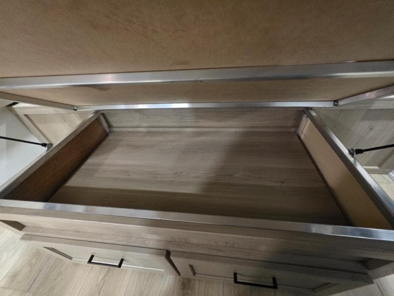 2026 Forest River 2026 Forest River Rockwood Ultra Lite - thumbnail 40